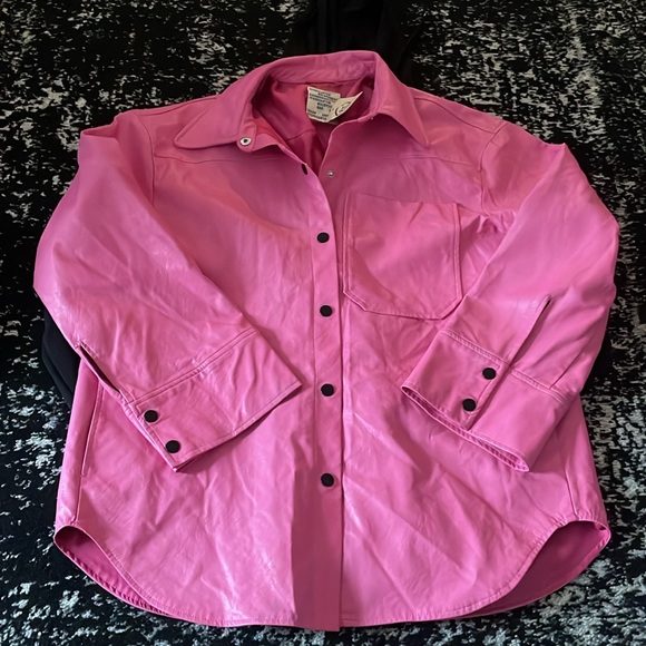 Baum Und Pferdgarten Pink Faux Leather Shirt 💕💐 - Picture 6 of 13